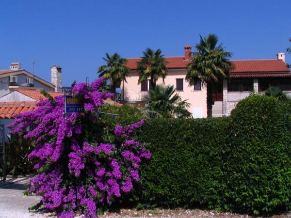 Apartments Nela Porec Bagian luar foto