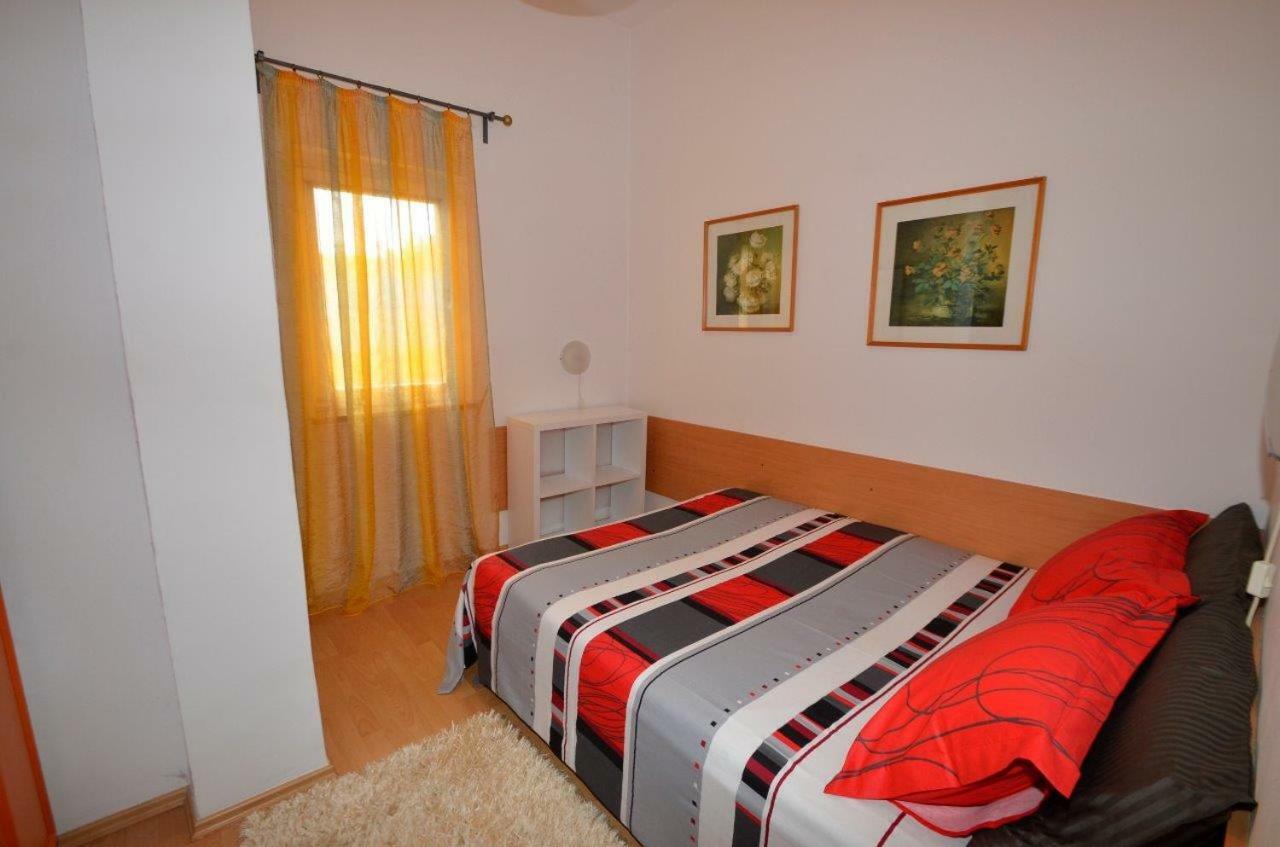 Apartments Nela Porec Bagian luar foto